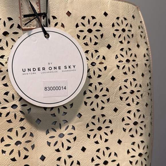 Under One Sky Cream and pink Laser-Cut Tote Bag NWT - Picture 2 of 10